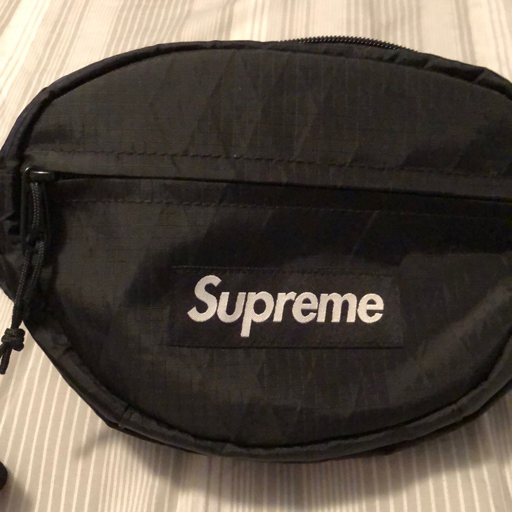 Supreme Waist Bag VNDS